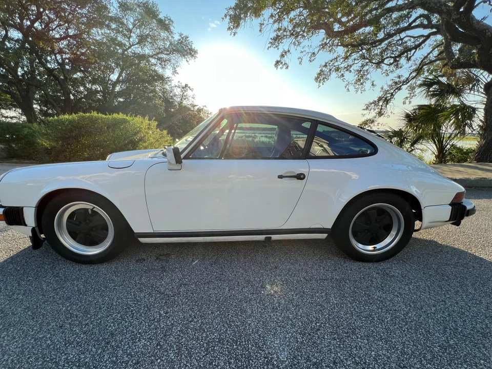 1987 Porsche 911 Carrera 3.2 - Image 11 of 31