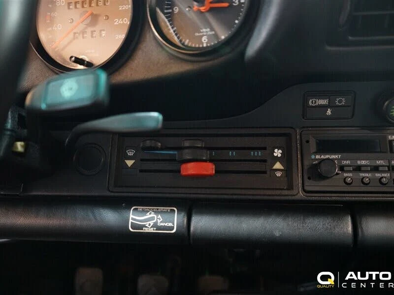 1987 Porsche 911 Carrera 3.2 - Image 28 of 31