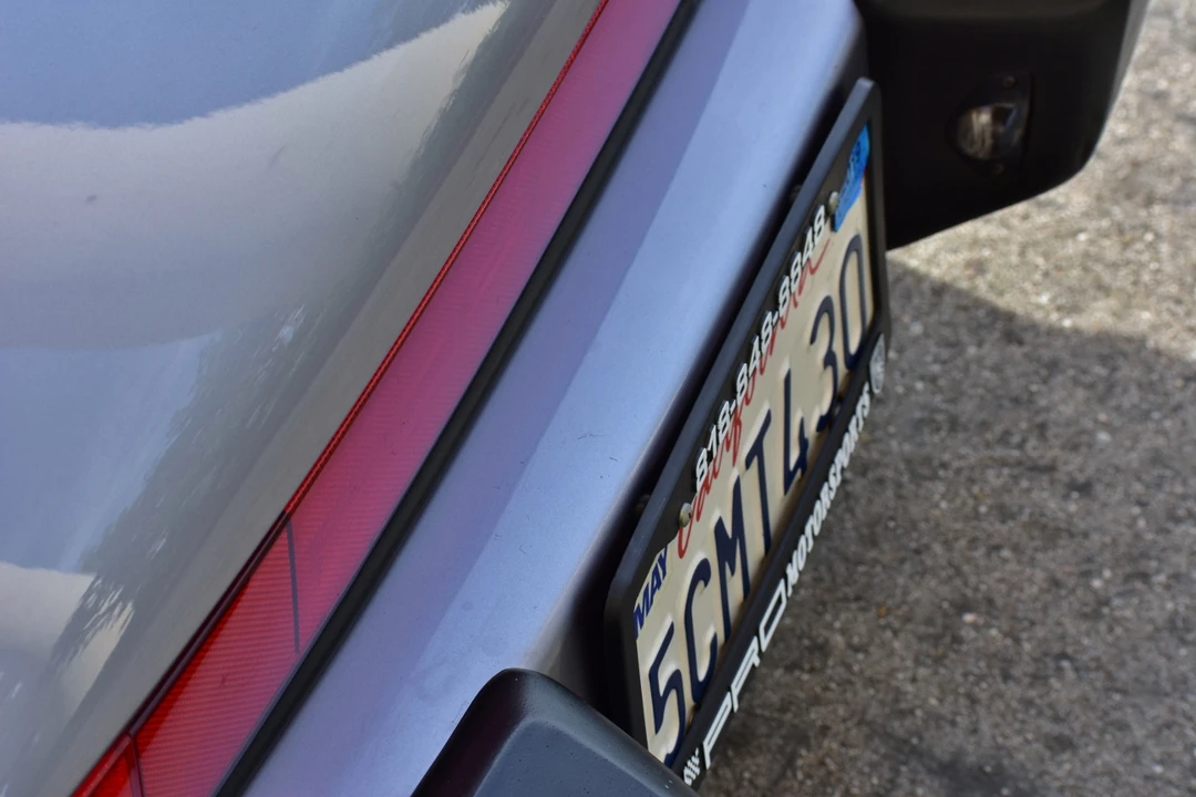 1987 Porsche 911 Carrera 3.2 - Image 18 of 31