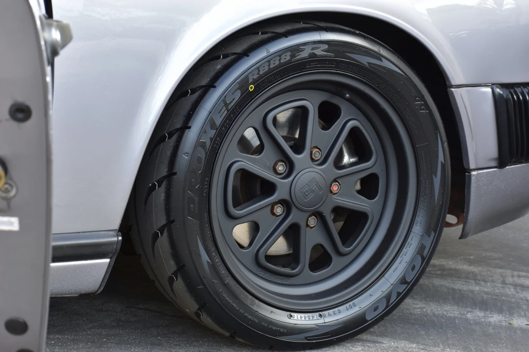 1987 Porsche 911 Carrera 3.2 - Image 27 of 31