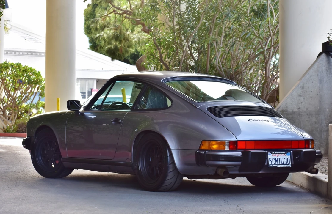 1987 Porsche 911 Carrera 3.2 - Image 8 of 31