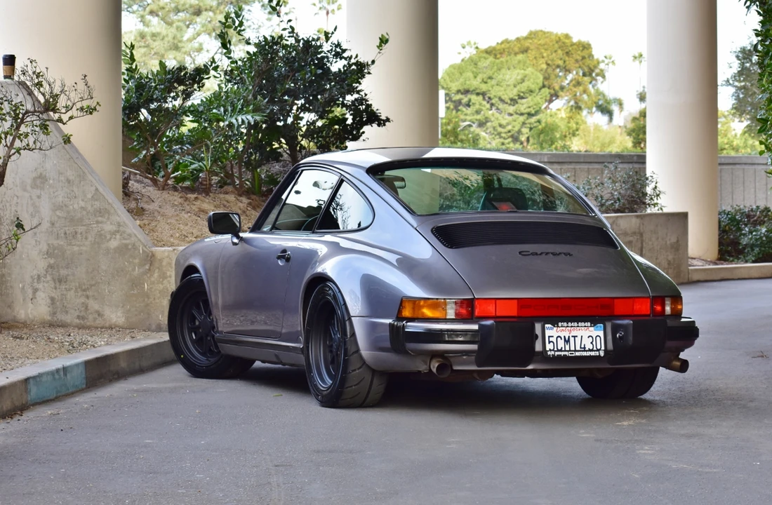 1987 Porsche 911 Carrera 3.2 - Image 13 of 31