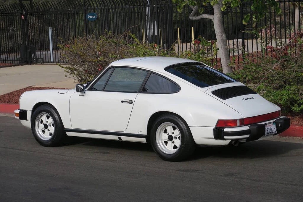1987 Porsche 911 Carrera 3.2 - Image 9 of 31