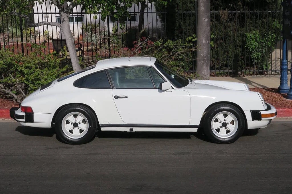 1987 Porsche 911 Carrera 3.2 - Image 28 of 31