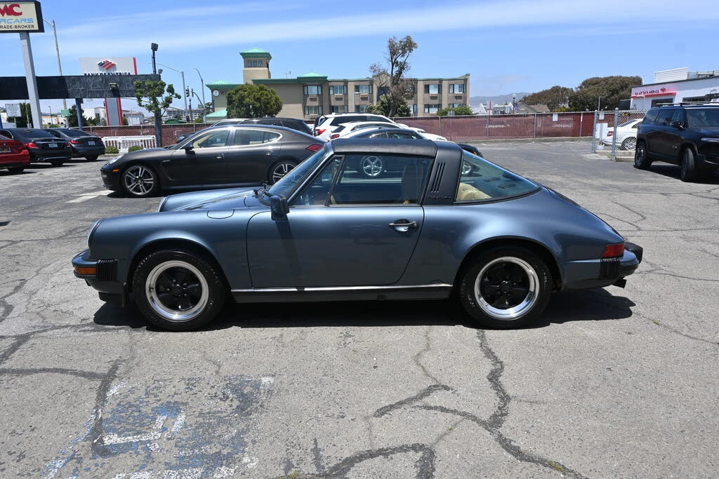 1987 Porsche 911 Carrera 3.2 - Image 4 of 31