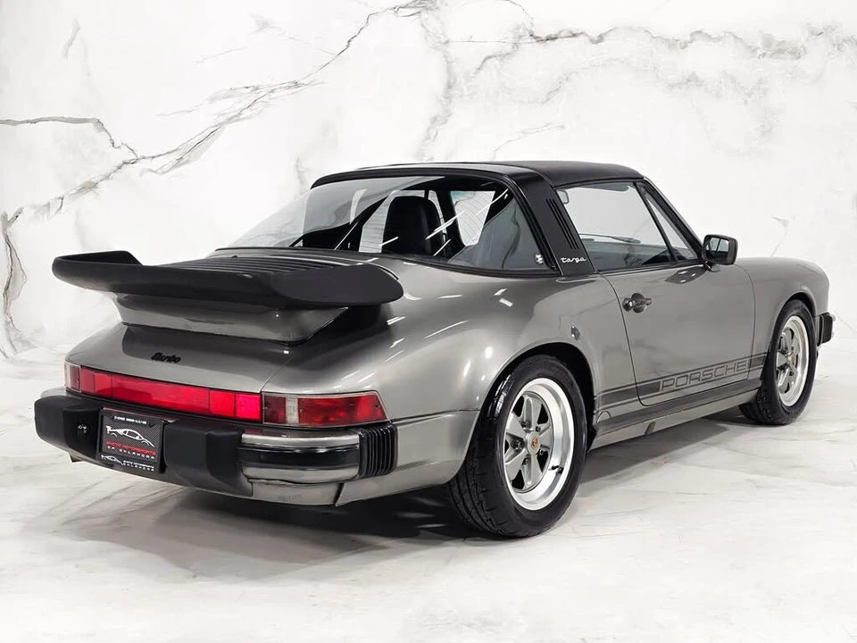 1987 Porsche 911 Carrera 3.2 - Image 12 of 31