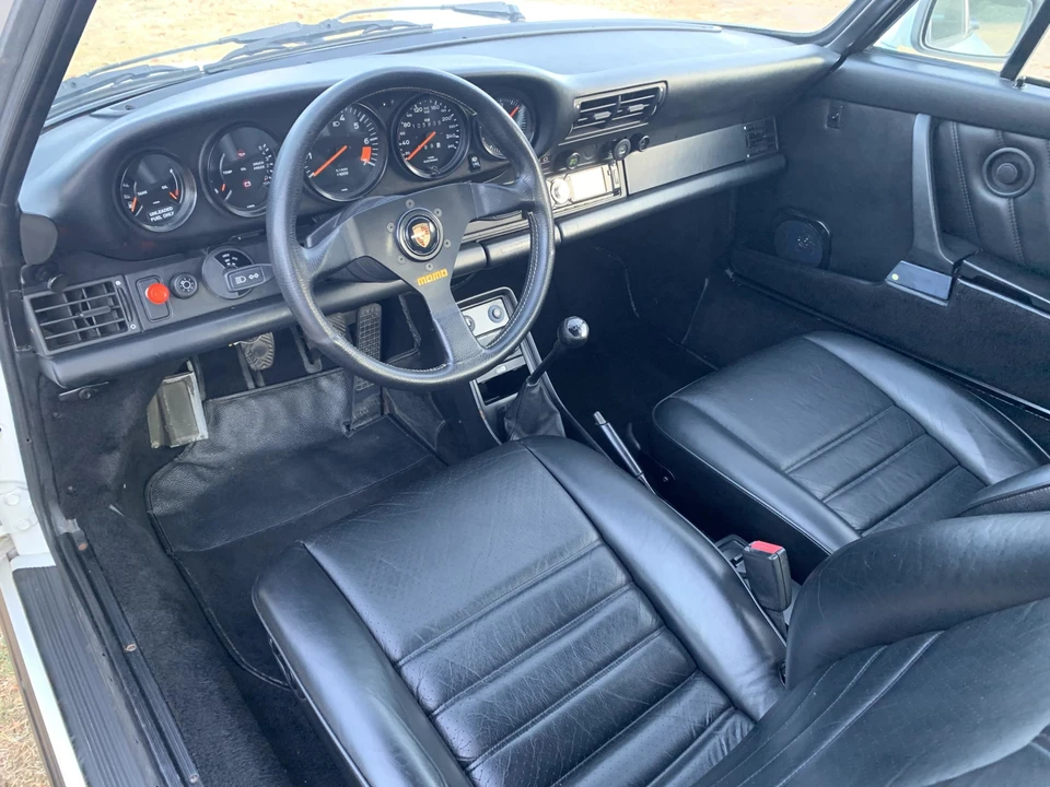 1987 Porsche 911 Carrera 3.2 - Image 27 of 31