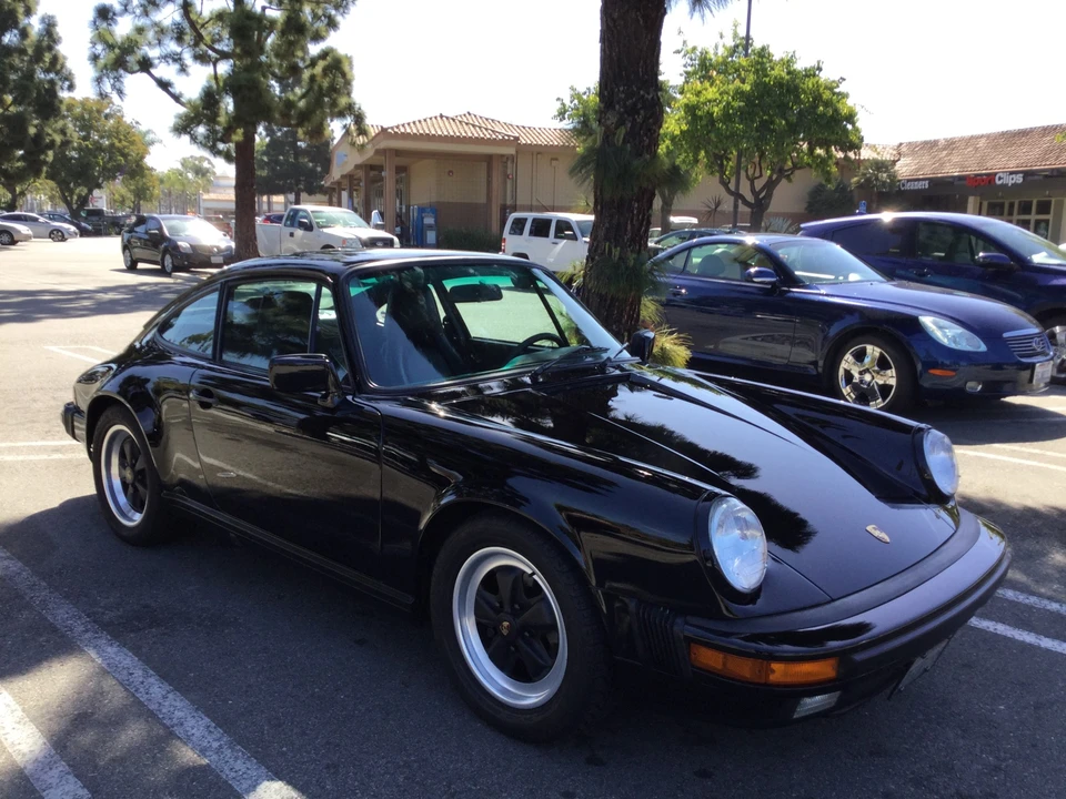 1987 Porsche 911 Carrera 3.2 - Image 2 of 31