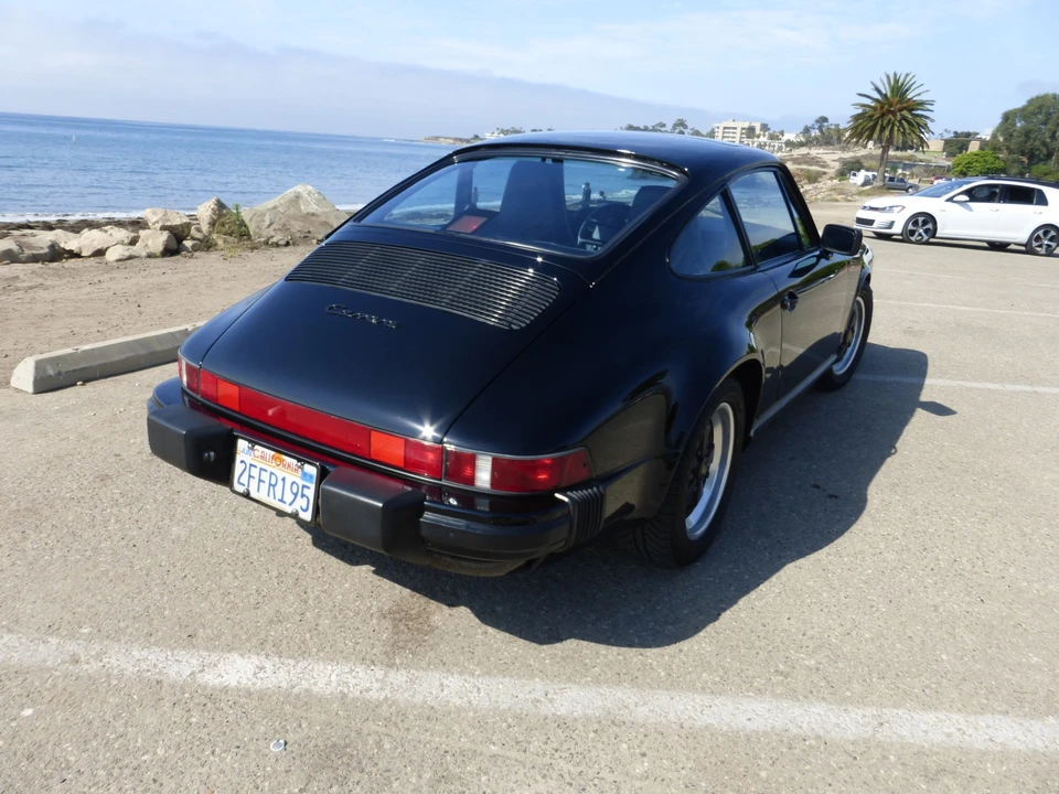 1987 Porsche 911 Carrera 3.2 - Image 13 of 31