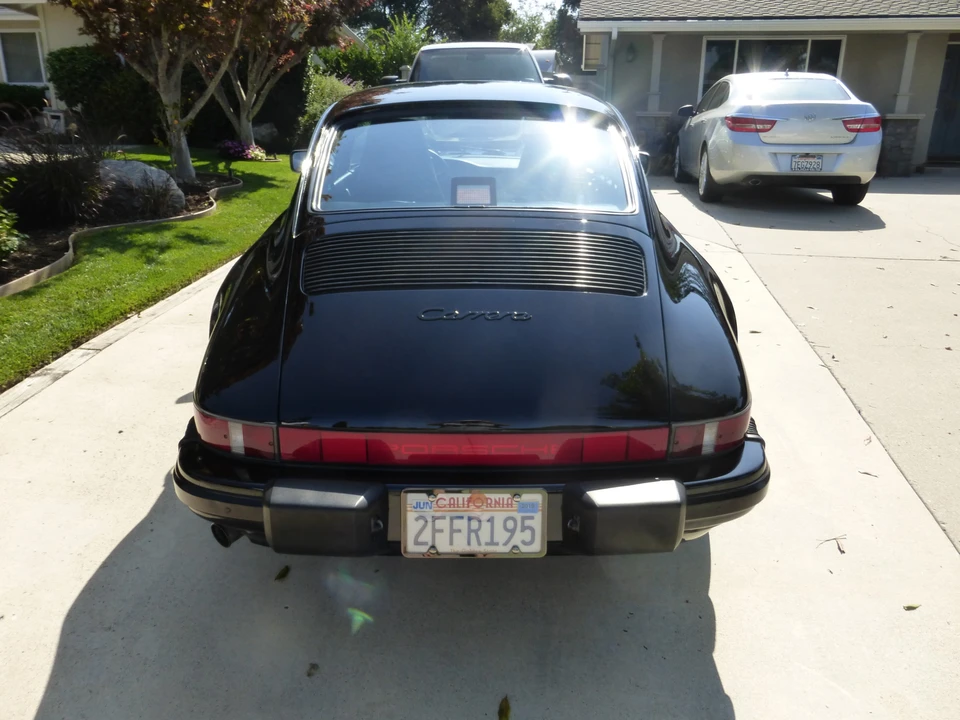 1987 Porsche 911 Carrera 3.2 - Image 10 of 31