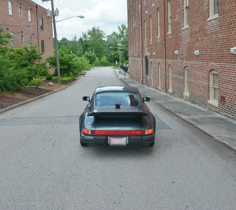 1987 Porsche 911 Carrera 3.2 - Image 20 of 31