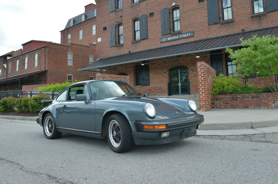 1987 Porsche 911 Carrera 3.2 - Image 6 of 31