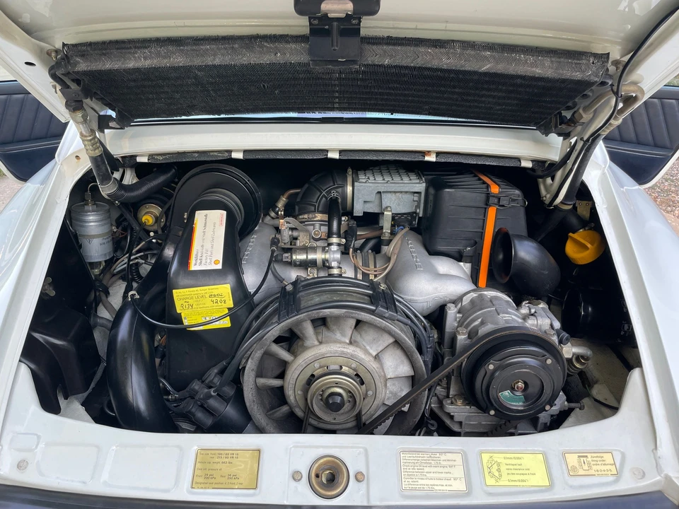 1987 Porsche 911 Carrera 3.2 - Image 15 of 23