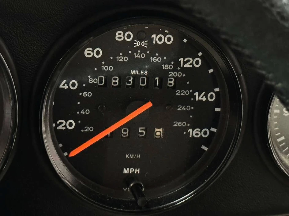 1987 Porsche 911 Carrera 3.2 - Image 4 of 20