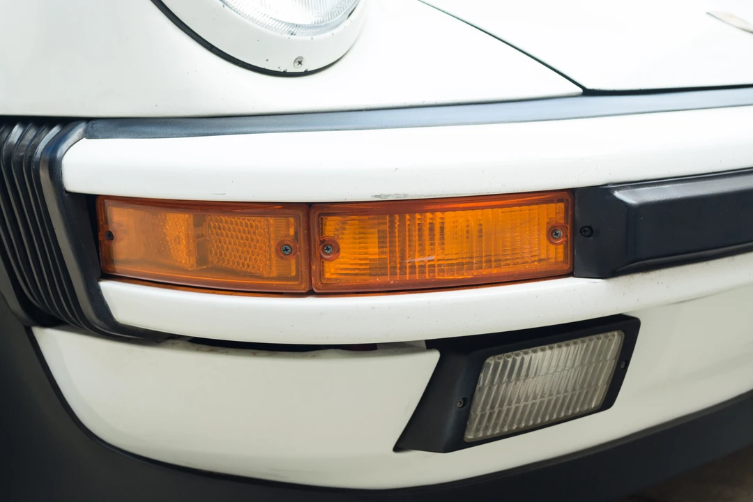 1987 Porsche 911 Carrera 3.2 - Image 19 of 31