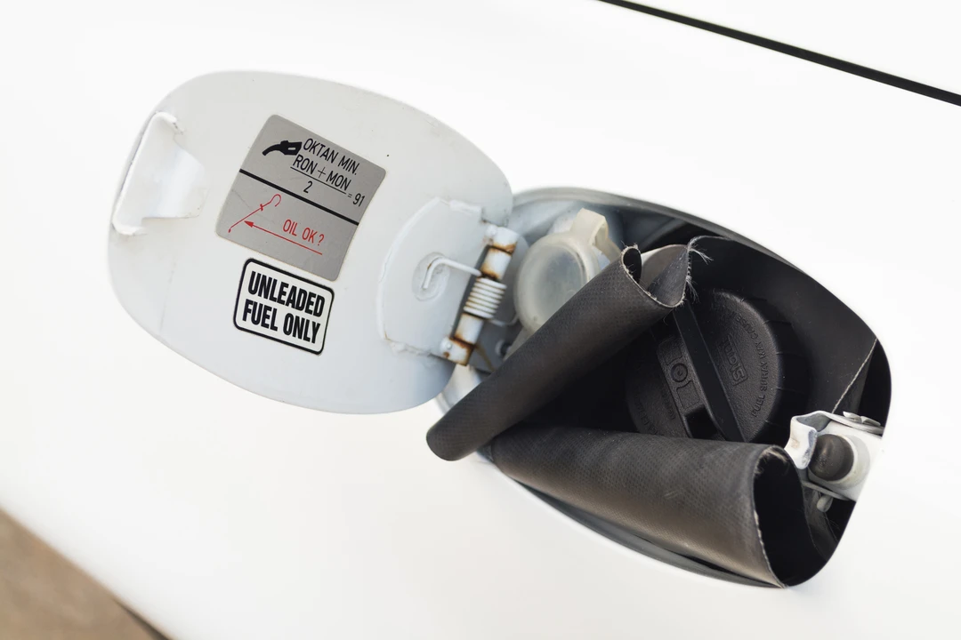 1987 Porsche 911 Carrera 3.2 - Image 25 of 31