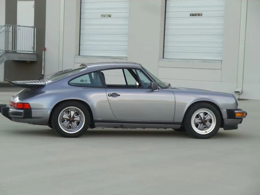 1987 Porsche 911 Carrera 3.2 - Image 2 of 9