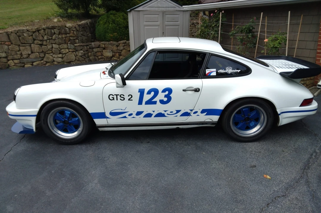 1987 Porsche 911 Carrera 3.2 - Image 3 of 31