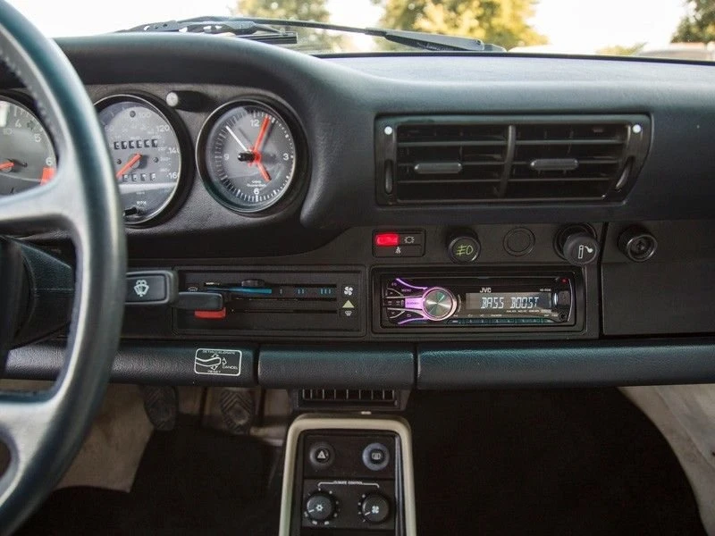 1987 Porsche 911 Carrera 3.2 - Image 18 of 29