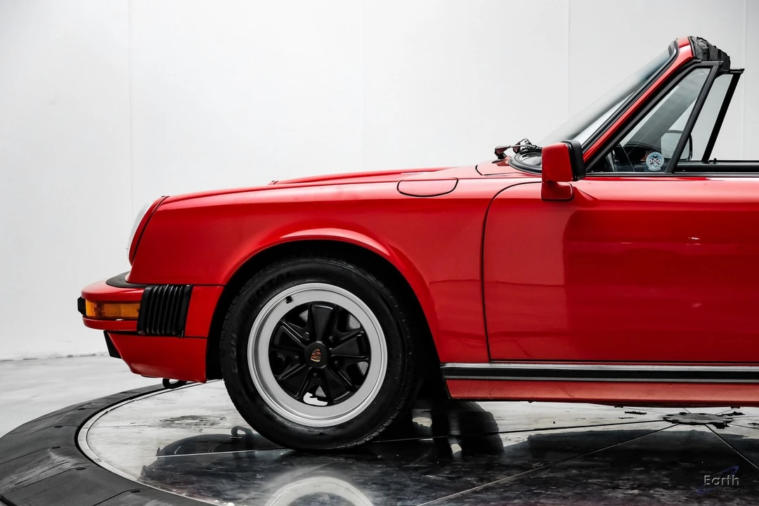 1987 Porsche 911 Carrera 3.2 - Image 9 of 12