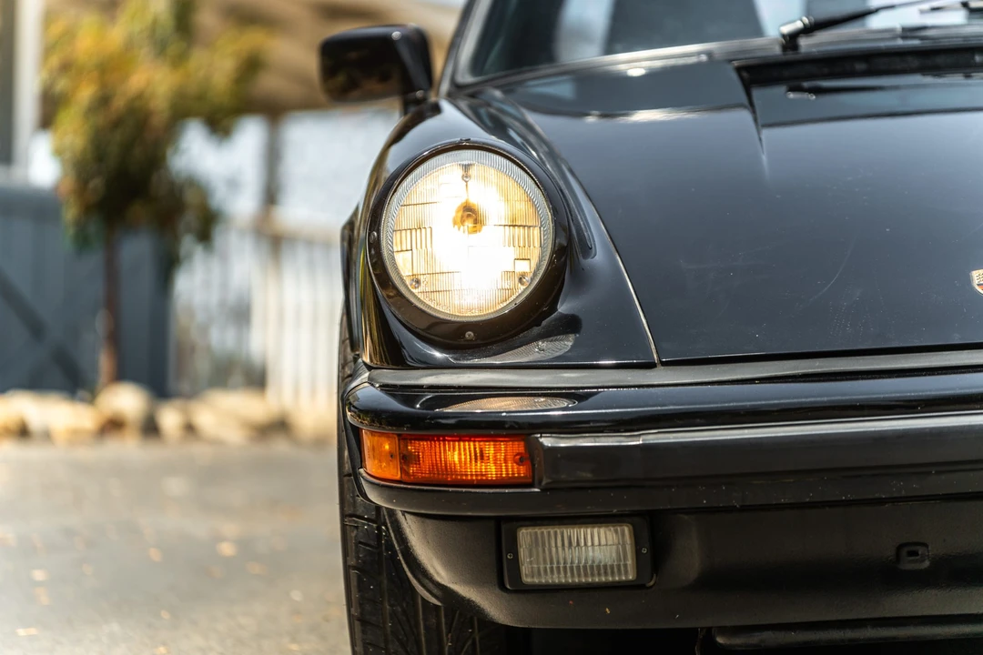 1987 Porsche 911 Carrera 3.2 - Image 12 of 31
