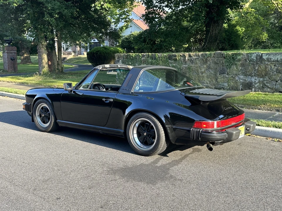 1987 Porsche 911 Carrera 3.2 - Image 7 of 31