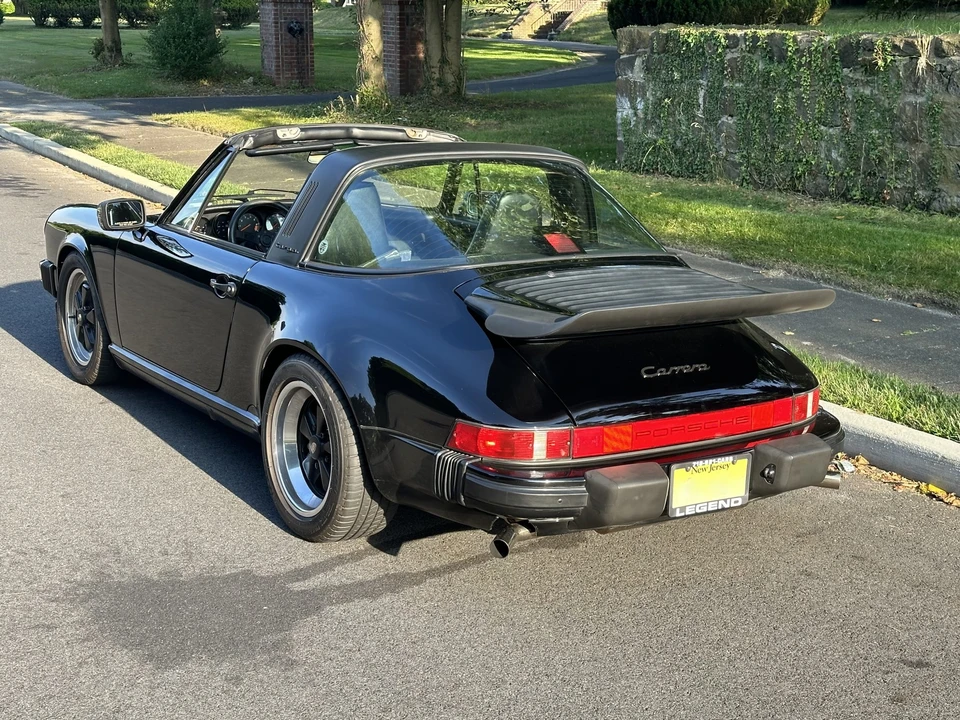 1987 Porsche 911 Carrera 3.2 - Image 8 of 31