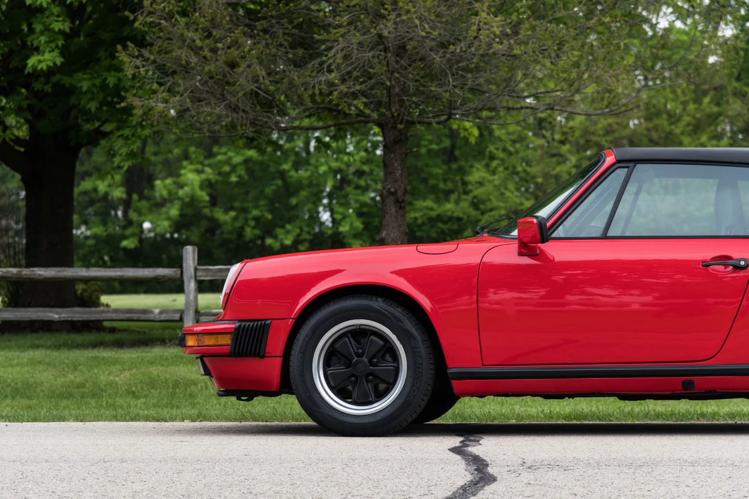 1987 Porsche 911 Carrera 3.2 - Image 28 of 31