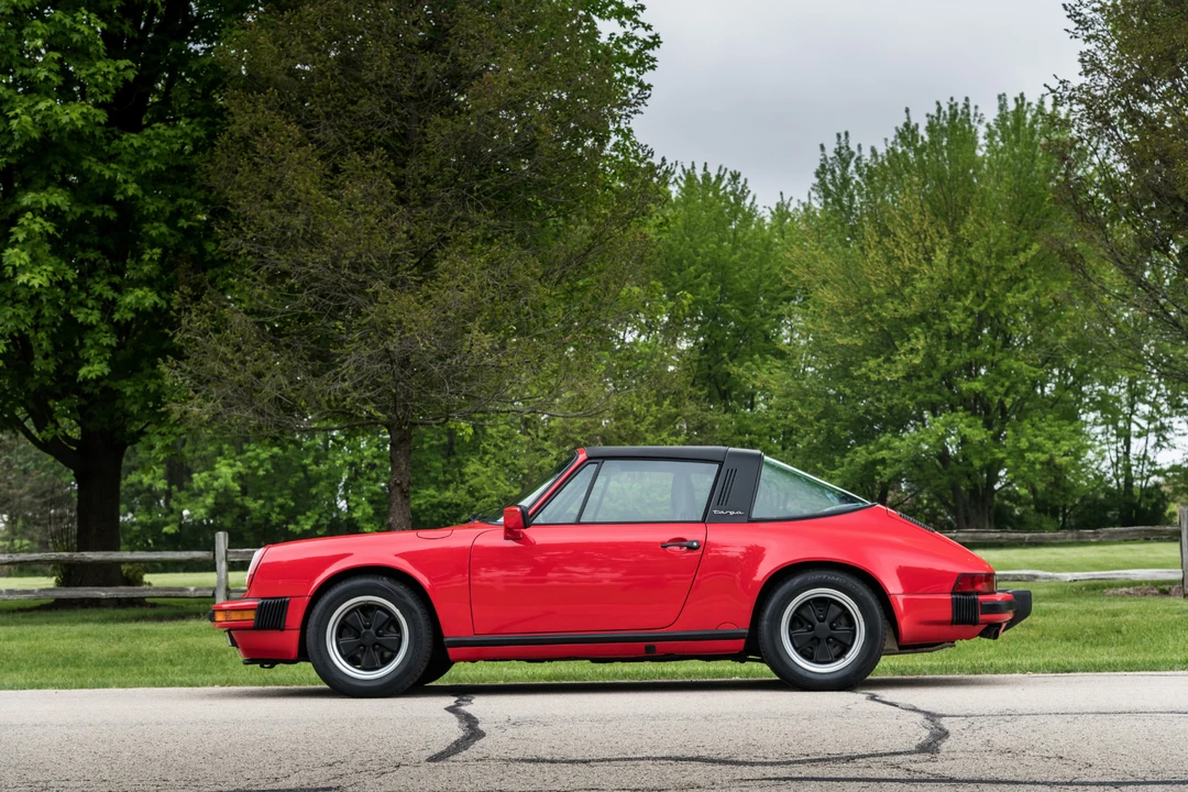 1987 Porsche 911 Carrera 3.2 - Image 7 of 31