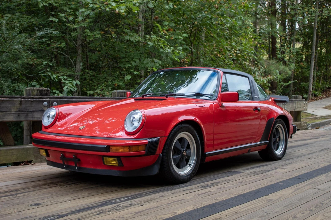 1987 Porsche 911 Carrera 3.2 - Image 2 of 31
