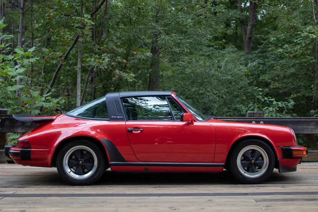 1987 Porsche 911 Carrera 3.2 - Image 16 of 31