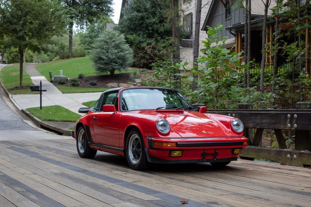 1987 Porsche 911 Carrera 3.2 - Image 9 of 31