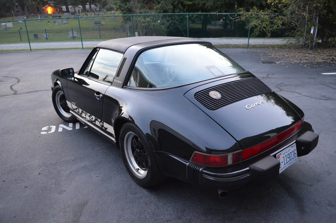 1987 Porsche 911 Carrera 3.2 - Image 25 of 31