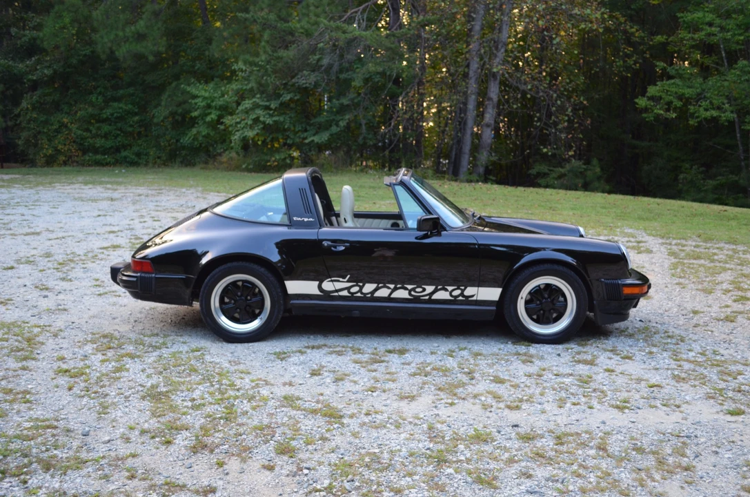 1987 Porsche 911 Carrera 3.2 - Image 15 of 31