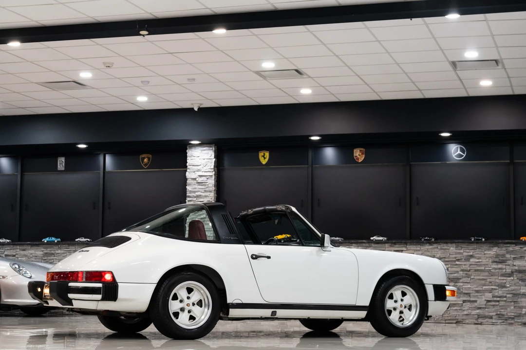 1987 Porsche 911 Carrera 3.2 - Image 29 of 31