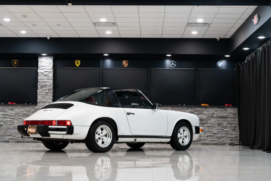 1987 Porsche 911 Carrera 3.2 - Image 28 of 31