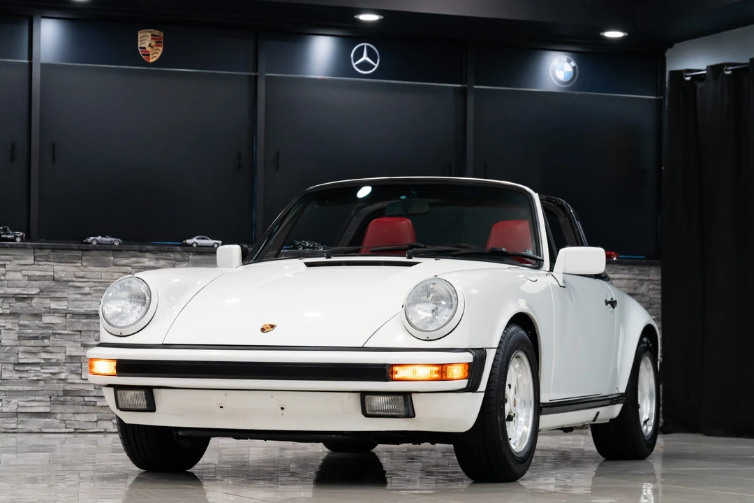 1987 Porsche 911 Carrera 3.2 - Image 2 of 31