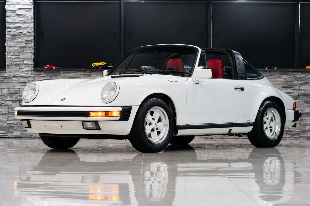1987 Porsche 911 Carrera 3.2 - Image 6 of 31