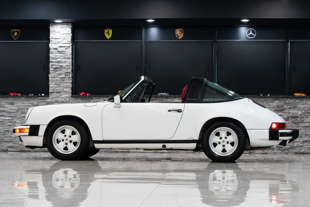 1987 Porsche 911 Carrera 3.2 - Image 12 of 31