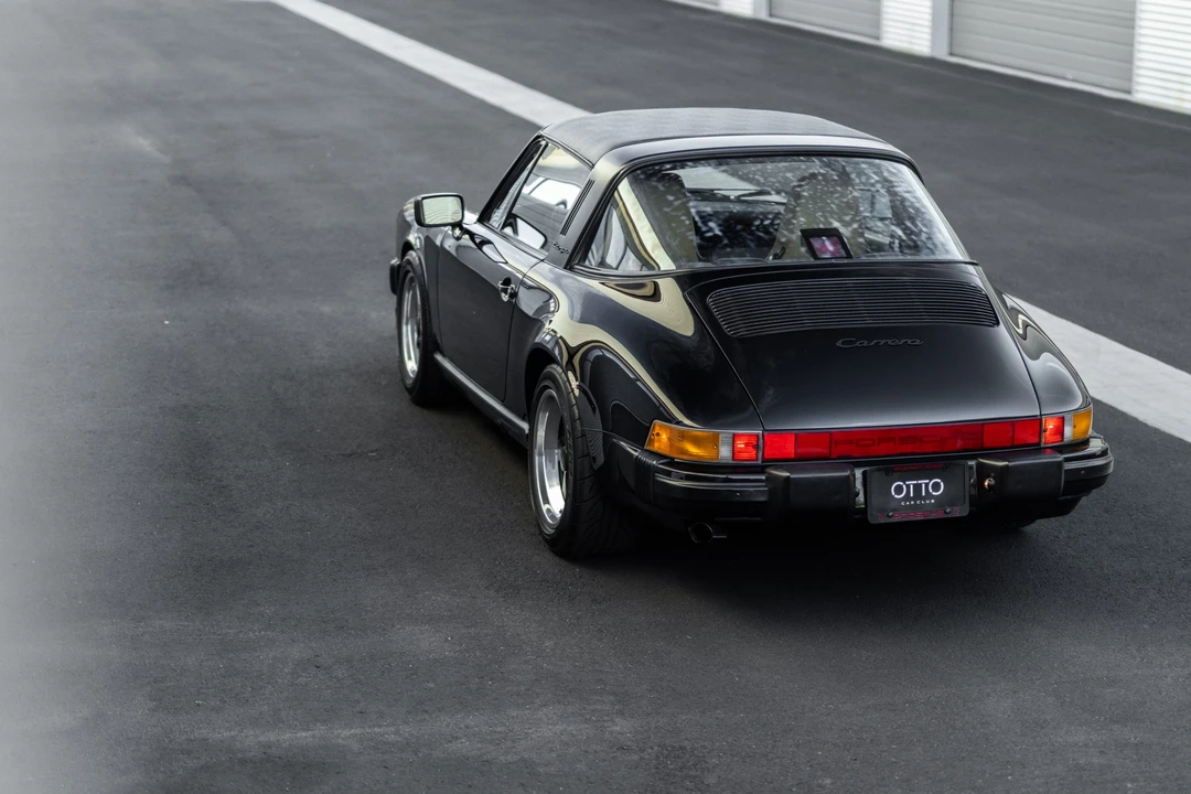 1987 Porsche 911 Carrera 3.2 - Image 28 of 31