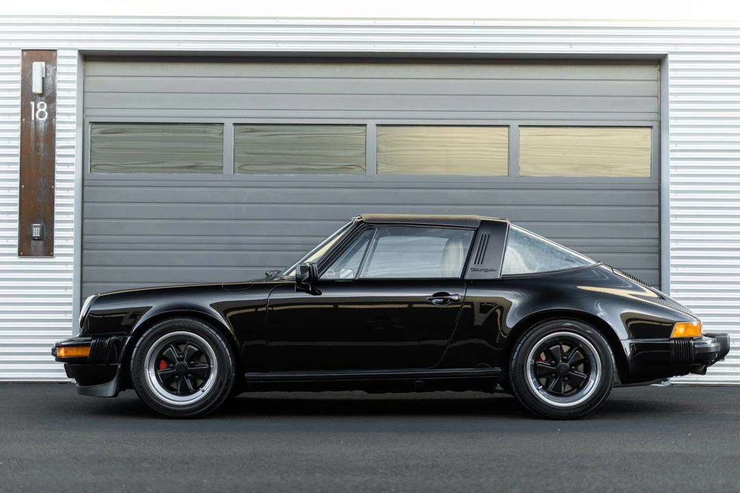 1987 Porsche 911 Carrera 3.2 - Image 24 of 31