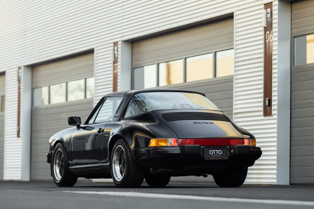1987 Porsche 911 Carrera 3.2 - Image 27 of 31