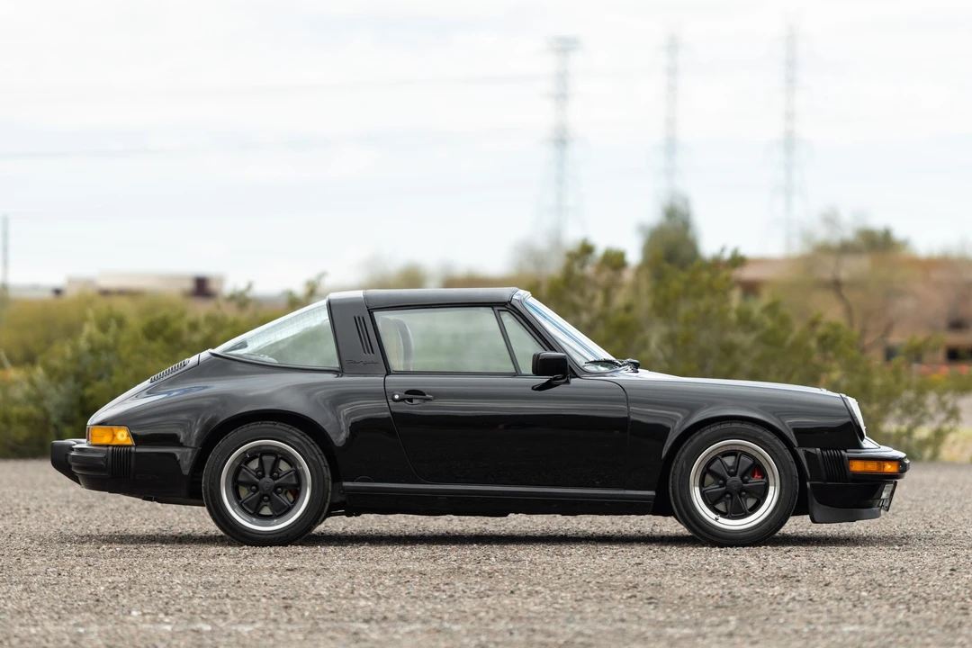 1987 Porsche 911 Carrera 3.2 - Image 9 of 31