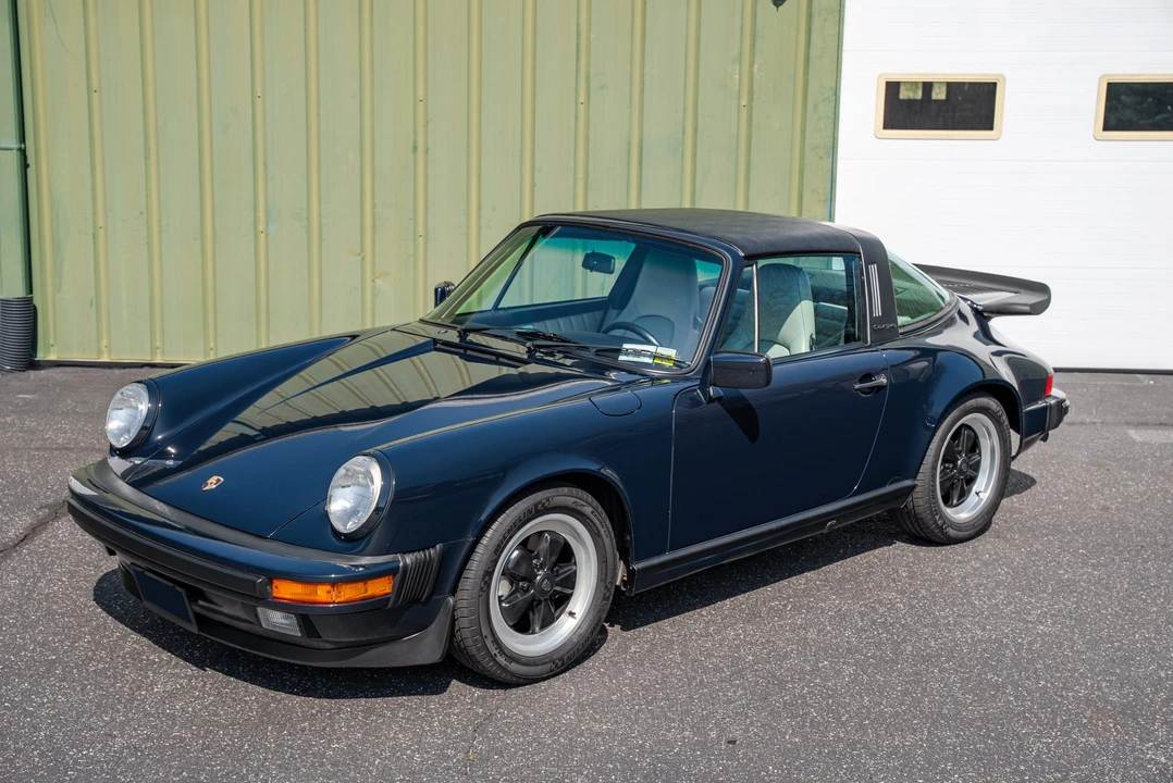 1987 Porsche 911 Carrera 3.2 - Image 9 of 31