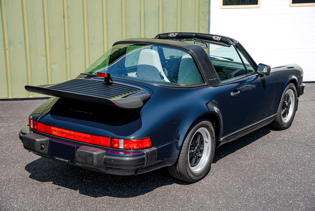 1987 Porsche 911 Carrera 3.2 - Image 27 of 31