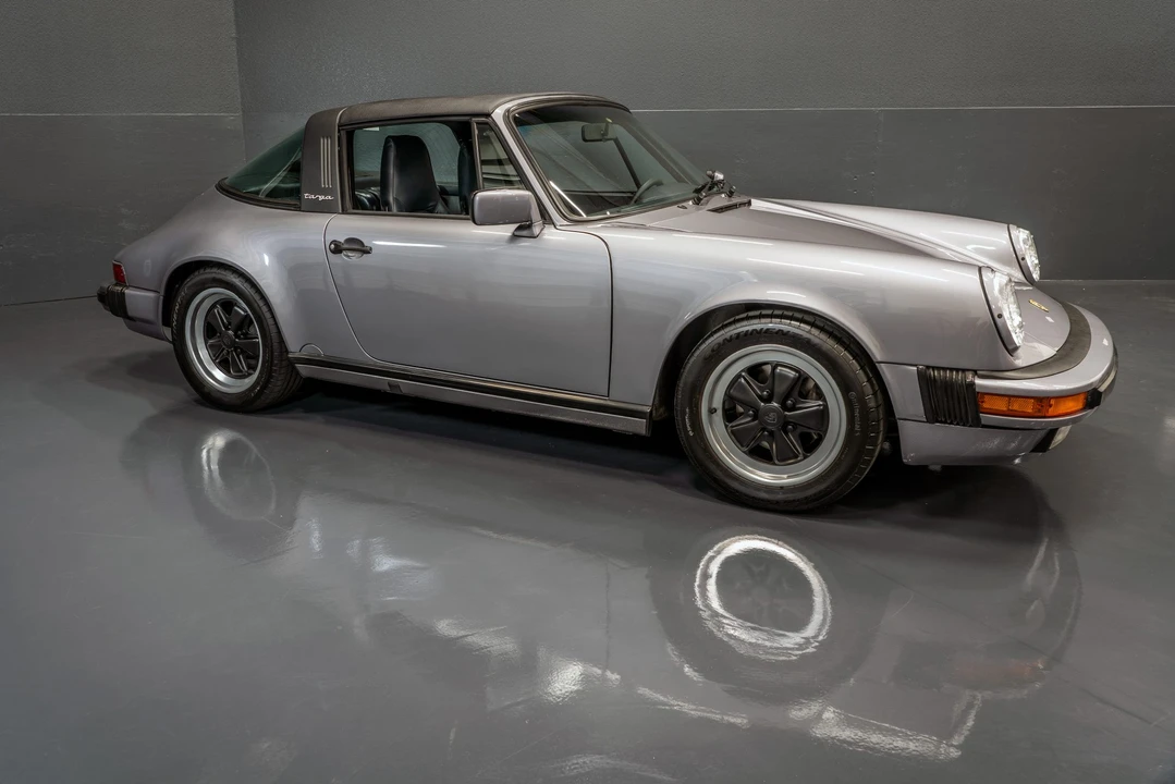 1987 Porsche 911 Carrera 3.2 - Image 26 of 31