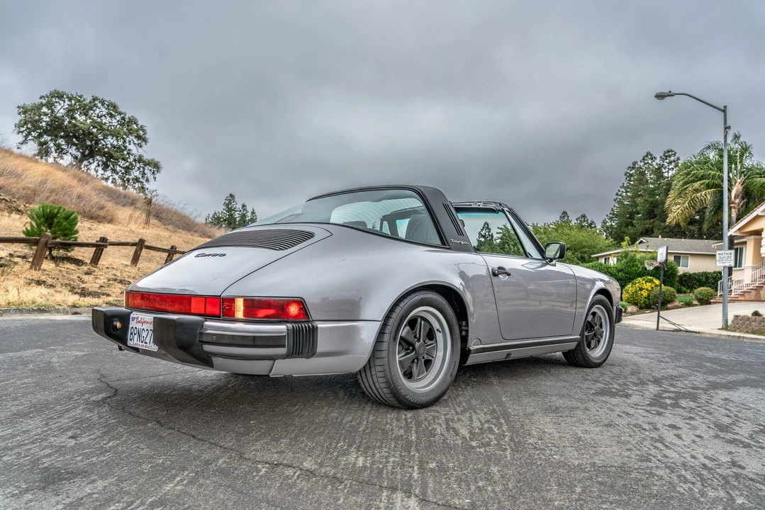 1987 Porsche 911 Carrera 3.2 - Image 6 of 31