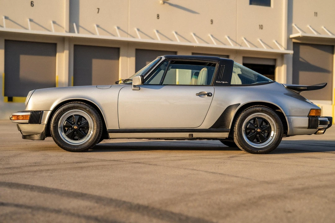 1987 Porsche 911 Carrera 3.2 - Image 3 of 31