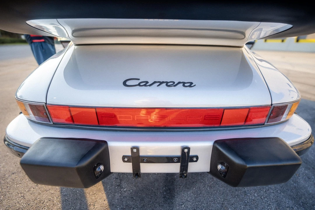 1987 Porsche 911 Carrera 3.2 - Image 25 of 31