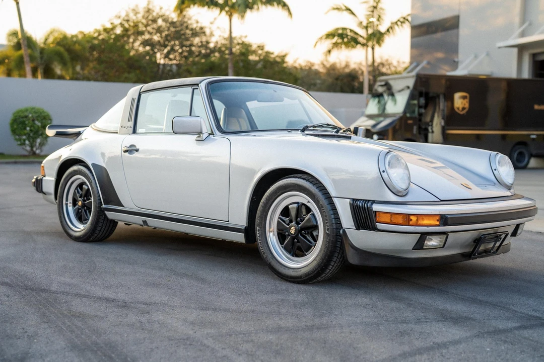 1987 Porsche 911 Carrera 3.2 - Image 11 of 31